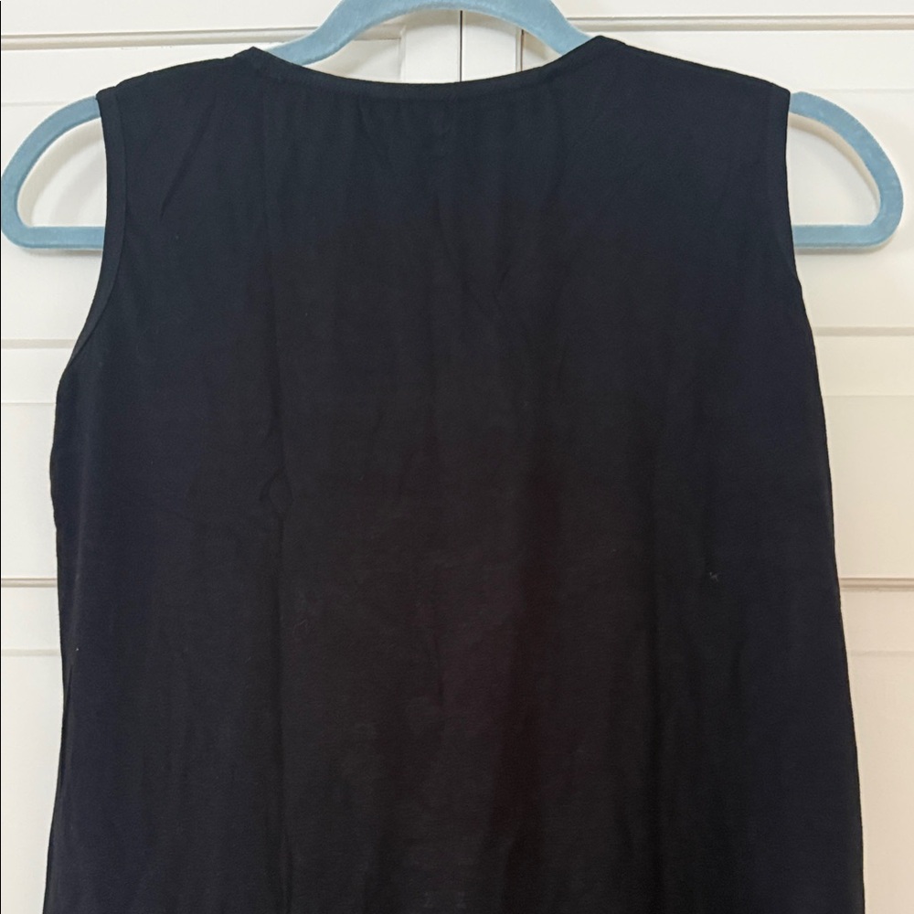 Shiny Black Tank Top with Silver Cross Design - Picture 4 of 7